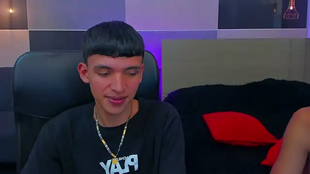 Snapshot of Juan_Nd_Steven chatting on 13, 3, 2025 Juan Nd Steven online show from 13, 3, 2025