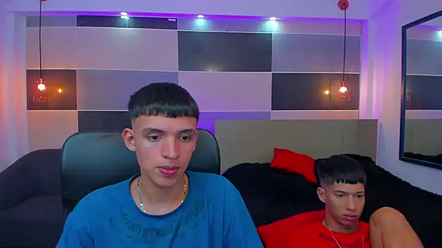 Snapshot of Juan_Nd_Steven chatting on 22, 3, 2025 Juan Nd Steven online show from 22, 3, 2025