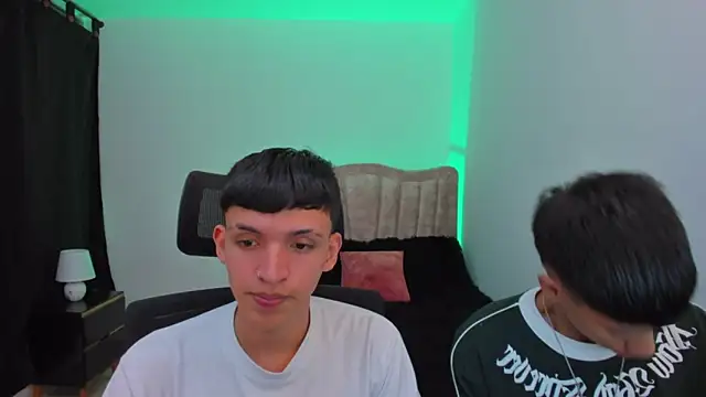 Snapshot of Juan_Nd_Steven chatting on 11, 9, 2025 Juan Nd Steven online show from 11, 9, 2025