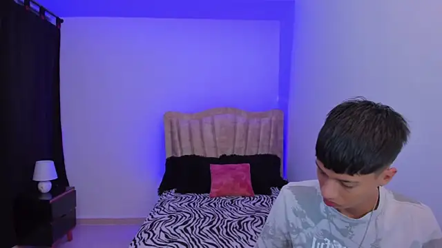 Snapshot of Juan_Nd_Steven chatting on 12, 9, 2025 Juan Nd Steven online show from 12, 9, 2025