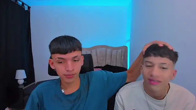 Snapshot of Juan_Nd_Steven chatting on 14, 9, 2025 Juan Nd Steven online show from 14, 9, 2025