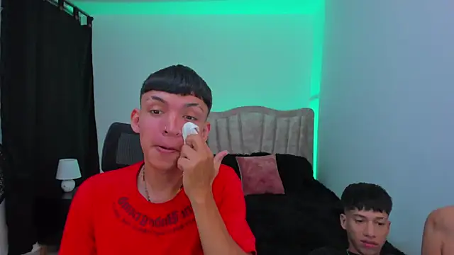 Snapshot of Juan_Nd_Steven chatting on 17, 9, 2025 Juan Nd Steven online show from 17, 9, 2025