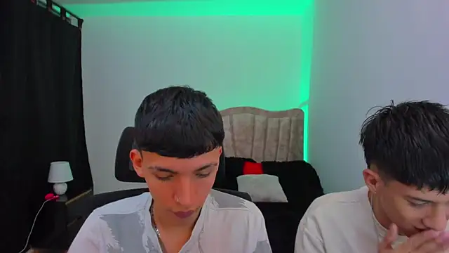 Snapshot of Juan_Nd_Steven chatting on 27, 9, 2025 Juan Nd Steven online show from 27, 9, 2025