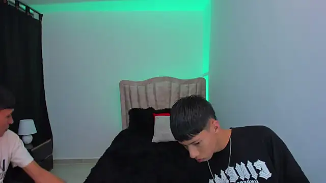 Snapshot of Juan_Nd_Steven chatting on 30, 9, 2025 Juan Nd Steven online show from 30, 9, 2025