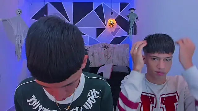 Snapshot of Juan_Nd_Steven chatting on 25, 10, 2025 Juan Nd Steven online show from 25, 10, 2025