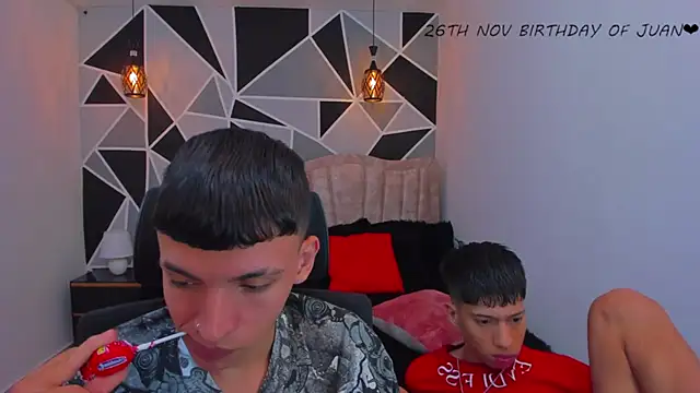 Snapshot of Juan_Nd_Steven chatting on 20, 11, 2025 Juan Nd Steven online show from 20, 11, 2025