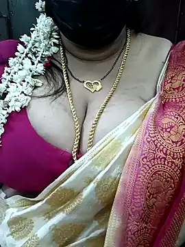 Snapshot of ashikaa_r chatting on 30, 12, 2024 ashikaa r online show from 30, 12, 2024