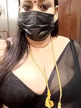 Snapshot of ashikaa_r chatting on 8, 2, 2025 ashikaa r online show from 8, 2, 2025