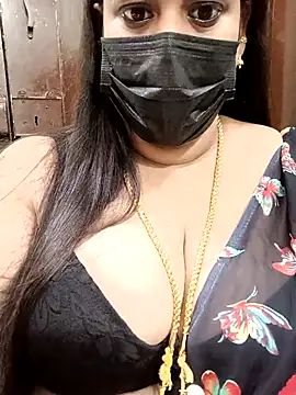 Snapshot of ashikaa_r chatting on 24, 2, 2025 ashikaa r online show from 24, 2, 2025