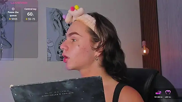 miah connor online show from 12, 11, 2025