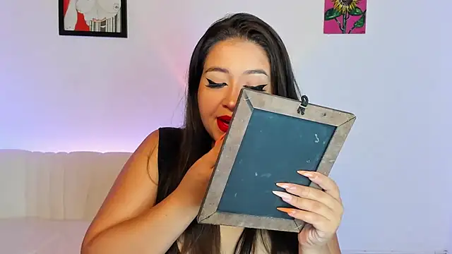 LiahDiaz online show from 19, 12, 2025