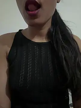 Snapshot of Hot_Goldengirl chatting on 24, 6, 2026 Hot Goldengirl online show from 24, 6, 2026