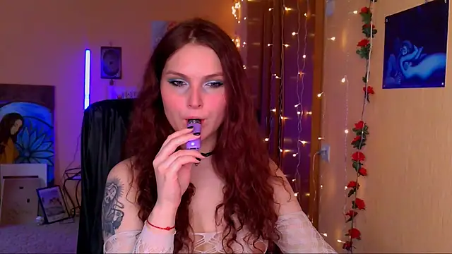 Snapshot of Jenna_Sativa chatting on 6, 6, 2026 Jenna Sativa online show from 6, 6, 2026