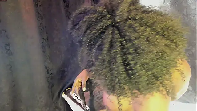 Snapshot of MiaKnox chatting on 3, 2, 2026 MiaKnox online show from 3, 2, 2026