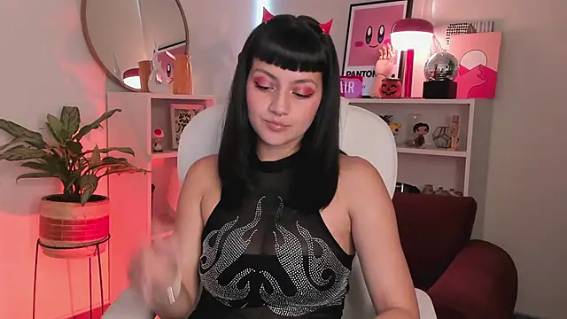 nahiapaws online show from 31, 10, 2025