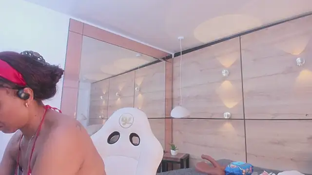 martina touss online show from 18, 2, 2026