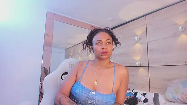 martina touss online show from 18, 4, 2026