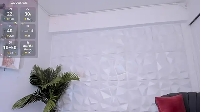 SaraaMills online show from 14, 1, 2025