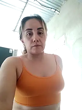 Isabel23zr online show from 21, 11, 2025