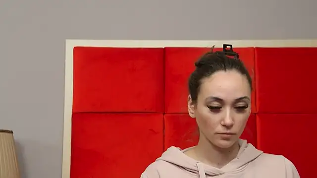 AliceMunro online show from 13, 3, 2025