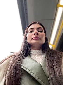 Snapshot of Accole chatting on 21, 3, 2025 Accole online show from 21, 3, 2025