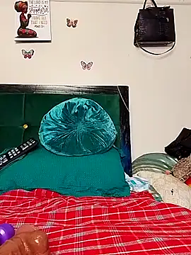 Snapshot of melaninebony1 chatting on 12, 1, 2026 melaninebony1 online show from 12, 1, 2026