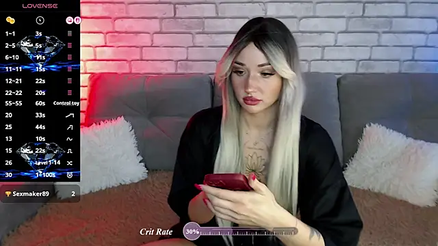 Eva Evile online show from 4, 7, 2026