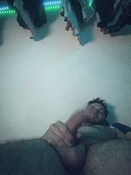 Elfllacco online show from 8, 4, 2026