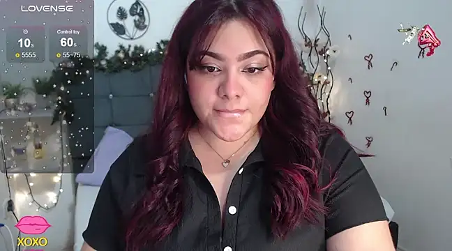 Snapshot of KathyGonzalez chatting on 5, 1, 2025 KathyGonzalez online show from 5, 1, 2025