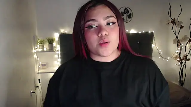 Snapshot of KathyGonzalez chatting on 24, 1, 2025 KathyGonzalez online show from 24, 1, 2025