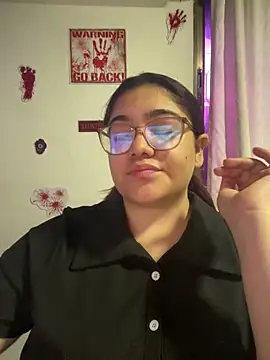 Snapshot of KathyGonzalez chatting on 16, 10, 2025 KathyGonzalez online show from 16, 10, 2025