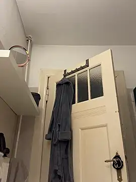 Snapshot of ElenaHaze chatting on 3, 1, 2025 ElenaHaze online show from 3, 1, 2025