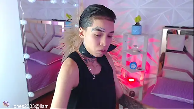 Jonesliam23 online show from 20, 9, 2025