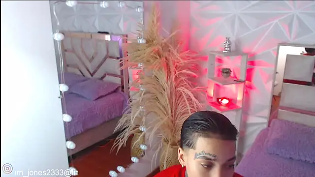 Jonesliam23 online show from 18, 10, 2025