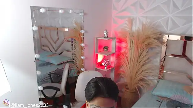 Jonesliam23 online show from 29, 10, 2025