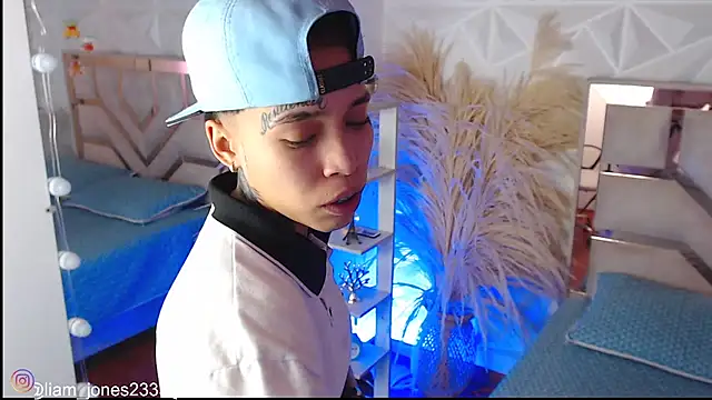 Jonesliam23 online show from 24, 11, 2025