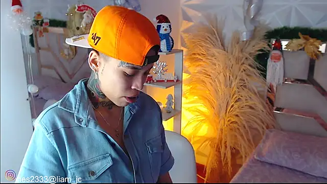 Jonesliam23 online show from 4, 12, 2025