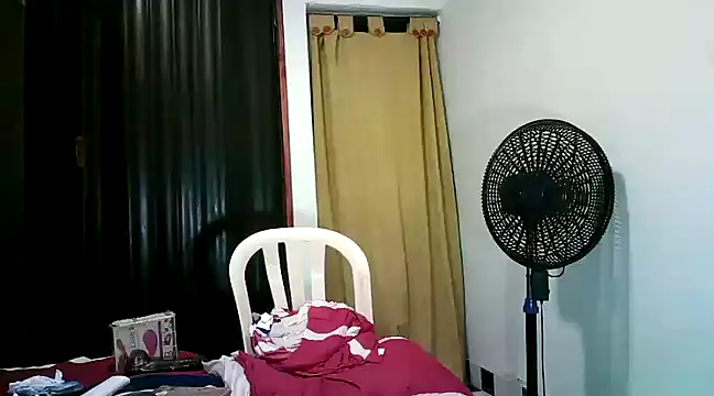 kimmiemm online show from 18, 1, 2025