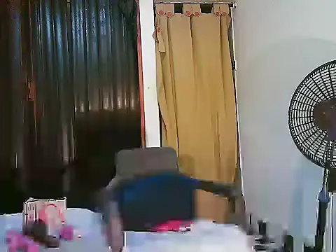 kimmiemm online show from 11, 7, 2026