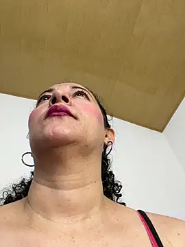 luisa curli online show from 5, 12, 2025