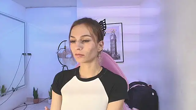 Snapshot of Tamara_slimx chatting on 28, 1, 2025 Tamara slimx online show from 28, 1, 2025