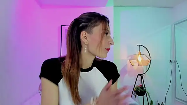 Snapshot of Tamara_slimx chatting on 1, 3, 2025 Tamara slimx online show from 1, 3, 2025