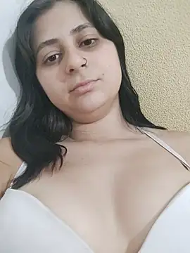 Snapshot of Moranguinho1029 chatting on 2, 8, 2026 Moranguinho1029 online show from 2, 8, 2026