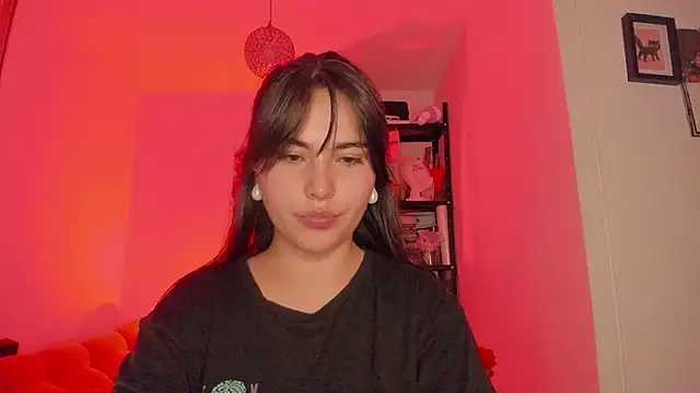 sol  angel online show from 28, 2, 2025