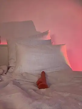 Snapshot of Vanesskaa chatting on 5, 11, 2025 Vanesskaa online show from 5, 11, 2025