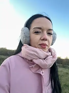 Snapshot of Vanesskaa chatting on 19, 11, 2025 Vanesskaa online show from 19, 11, 2025