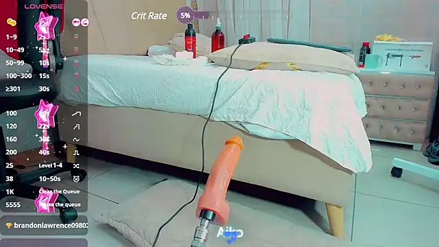 Snapshot of EmilyySaenz chatting on 4, 3, 2025 EmilyySaenz online show from 4, 3, 2025