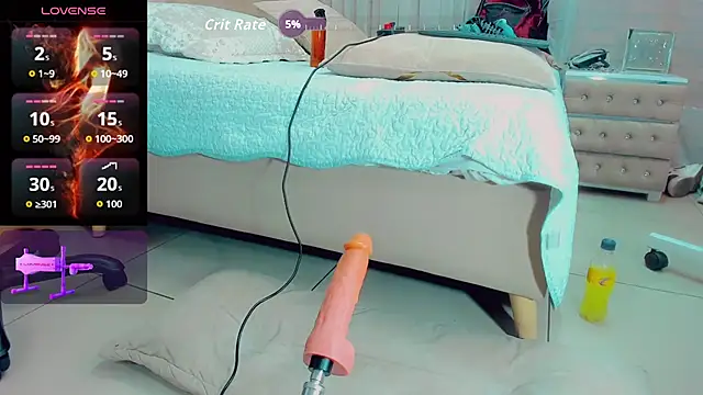 Snapshot of EmilyySaenz chatting on 24, 10, 2025 EmilyySaenz online show from 24, 10, 2025