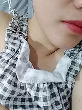  Attractivegirl33 online show from 28, 9, 2025