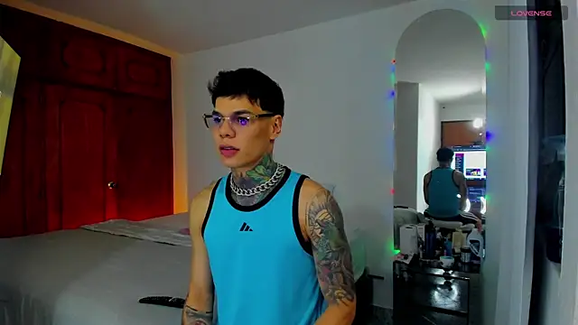 Jordyrodriiguez online show from 10, 1, 2025